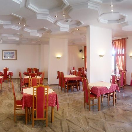 Vasilátika Regina Hotel מראה חיצוני תמונה