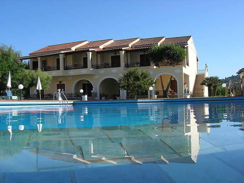 Vasilátika Regina Hotel מראה חיצוני תמונה